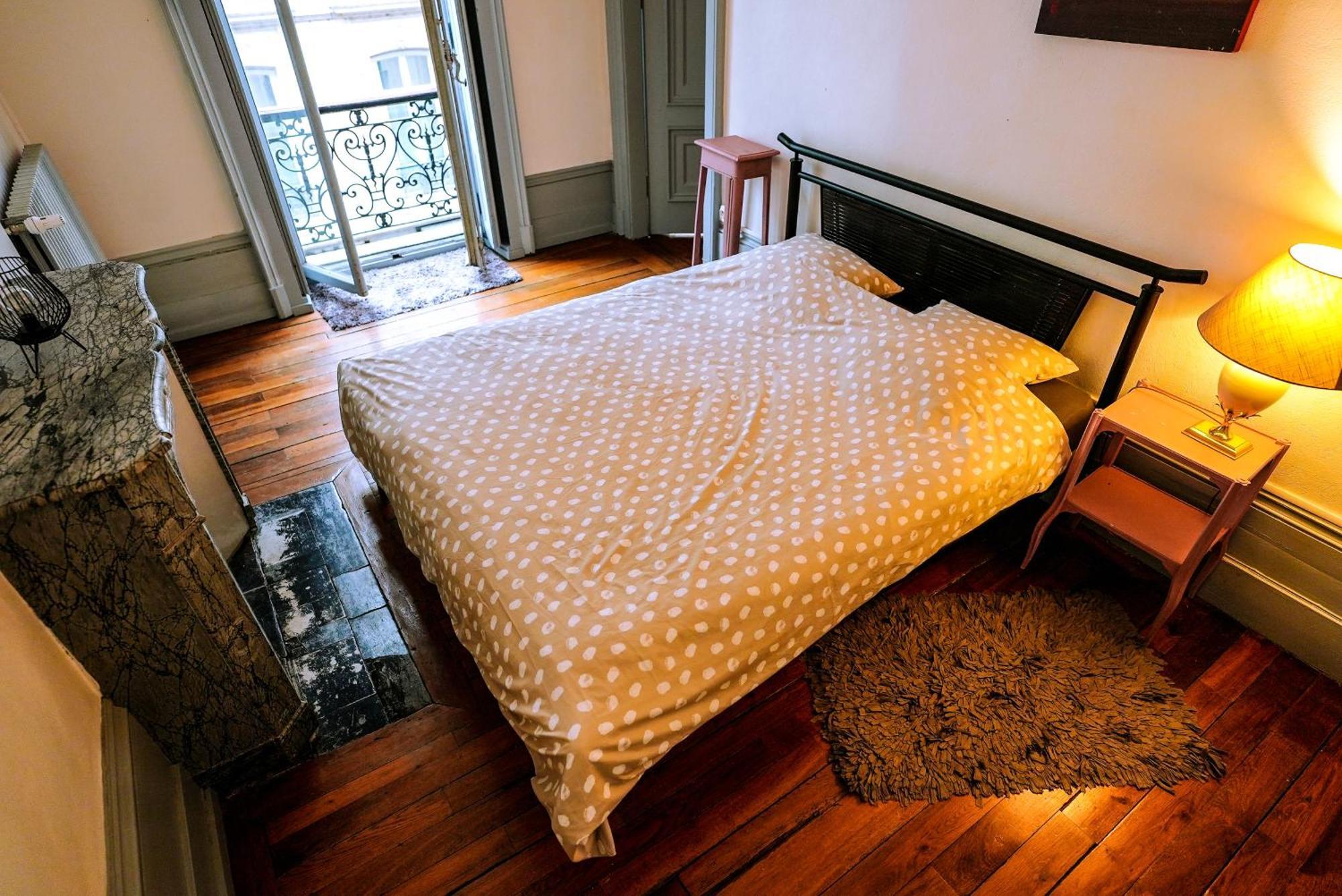Le St Amour Elegant 2 Chambres *Wifi/Super Centre* Besancon Exterior photo